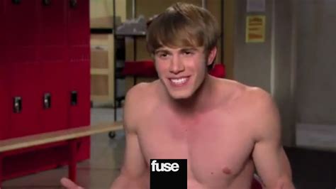 Glee Gets Naked With Men Of Mckinley Youtube