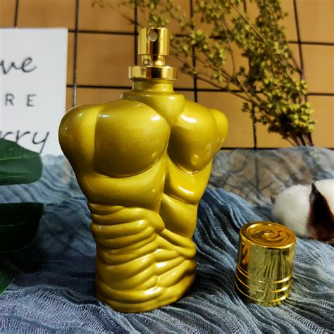 Unique Man Men Body Muscle Design 70ml Gold Golden Color Glass Cologne