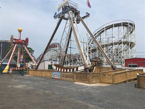 Luna Park Photo Trip Report Summer 2018 With New 2018 Ride Coney