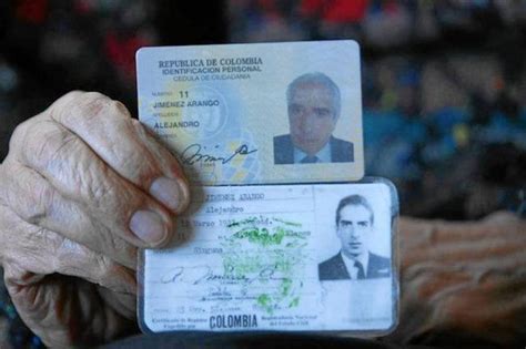 La Cédula Llega A Sus 60 Años Colombia