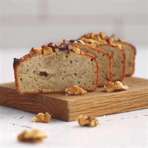 Old fashioned banana cake recipes. Banana cake with chocolate and walnuts - Sukrin - fmfrance