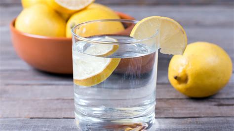 The Best And Worst Drinks To Keep You Hydrated Hydrating Drinks