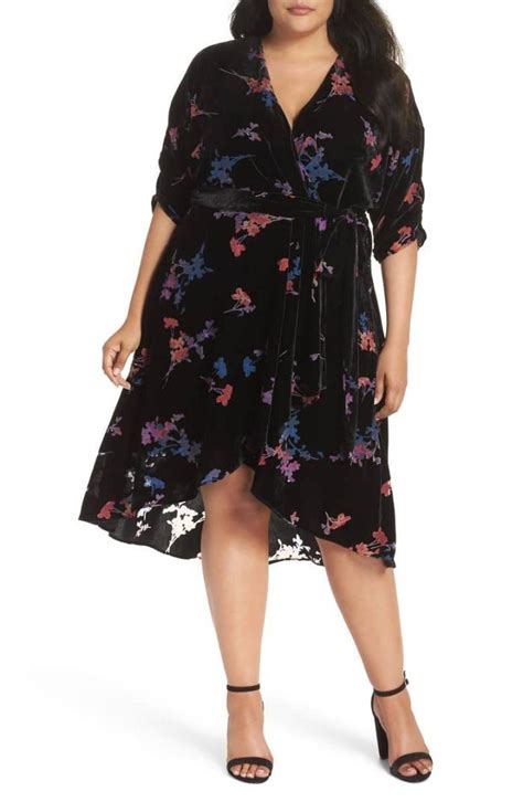 Select sumptuous velvet and autumnal floral prints for your upcoming fall wedding. 50 Stylish Fall Wedding Guest Dresses for 2018 | Junebug ...