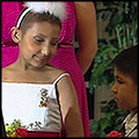 9 Year Old Girl Gets Married As Her Final Wish Before Dying Of Cancer Watch The Touching Video