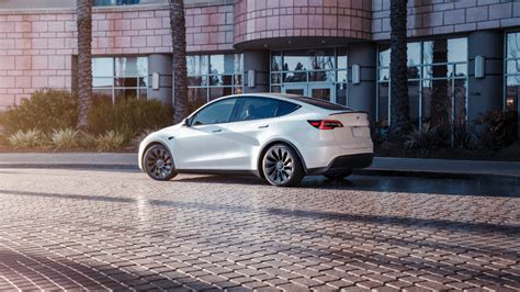 Tesla Model Y Rwd Everything You Need To Know Select Car Leasing