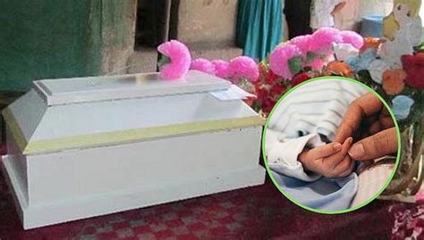 Bebé Despierta En Ataúd Mientras Lo Velan En Su Propio Funerario No