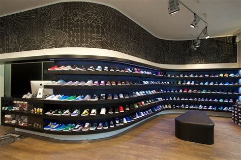 Sneakerhead Room Design ~ Sneakerhead Sneaker Biggest Sneakers Meet