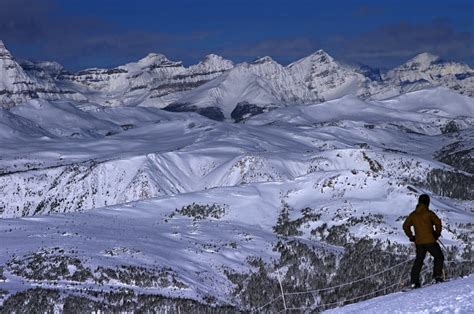 Sunshine Village Surrounded By The Rockies First Tracks Online Ski