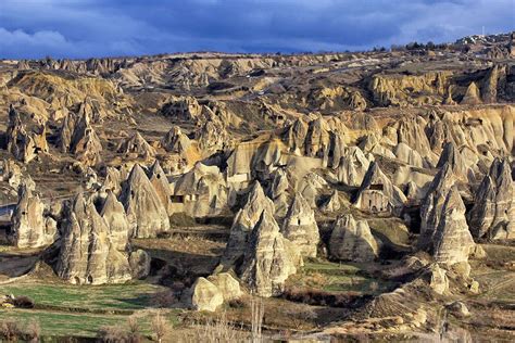 Göreme Cappadocia valley turkey3 Living Nomads Travel tips
