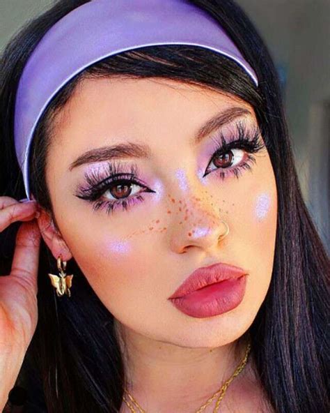 Instagram Trend What Is Vibrant Nose Makeup