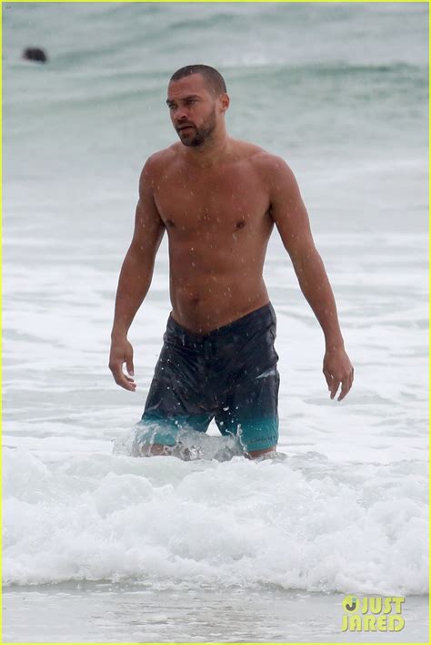 Photo Shirtless Jesse Williams Shows Off His Abs On The Beach 03 Photo 4008169 Just Jared