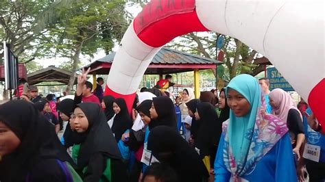 Maybe you would like to learn more about one of these? Larian Ria Komuniti 2018 | SK Jalan Kebun - YouTube