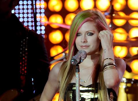 Avril Lavigne On Getting Divorced Doing Jäger Shots And Cooking In Her