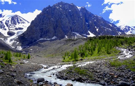 Montes De Altai