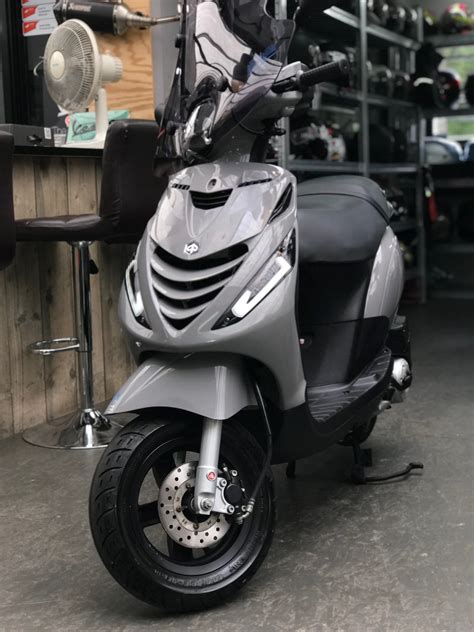 Zip is an archive file format that supports lossless data compression. Piaggio Zip Nardo Grey 2015 - 7827 KM - VERKOCHT - City ...