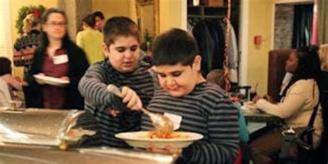Tips For Going Out To Eat With An Autistic Child