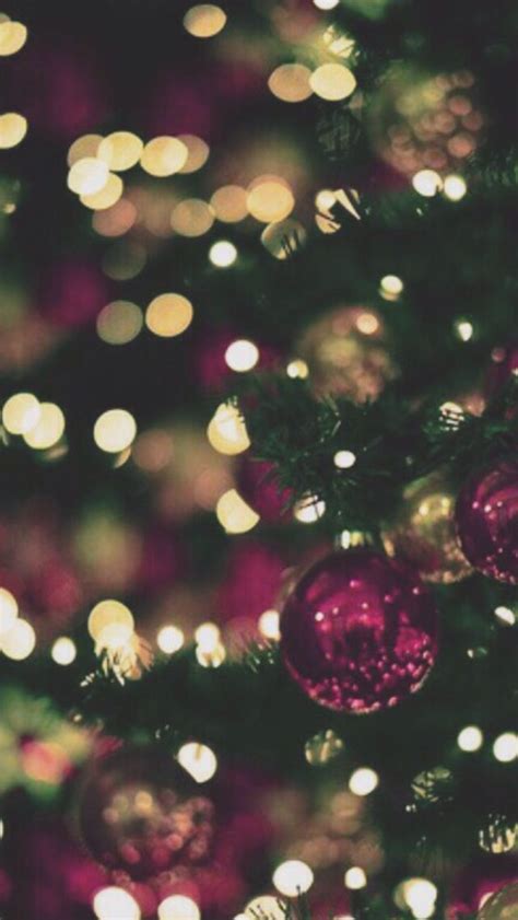 25 Free Christmas Wallpapers For Iphone Cute And Vintage Backgrounds