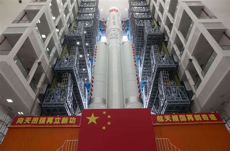Die rakete hatte vor gut einer woche das erste modul einer neuen chinesischen raumstation ins all gebracht. Raumstationen im Weltall: Außenposten der Menschheit im ...