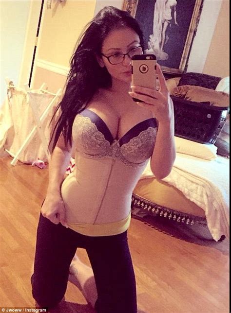 Jwoww Parades Her Cleavage In Lingerie She Will Be Wearing Under