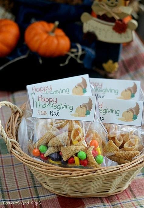 Thanksgiving Treat Bags School And Educational Pinterest