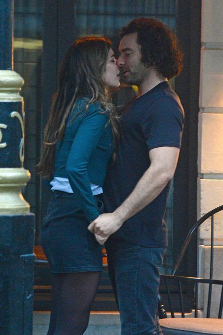 Poldark Hunk Aidan Turner Cant Resist A Kiss And A Dance With New