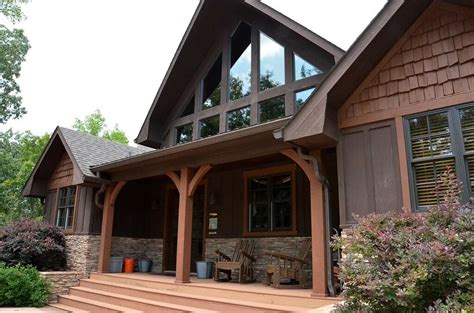 M.t.n design has built a reputation for creative mountain style floor plans. houzz-appalachia-mountain-front-porch • View on Flickr