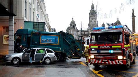 Glasgow Bin Lorry Crash Inquiry Driver Of Truck Had Blacked Out Behind Wheel Before Mirror