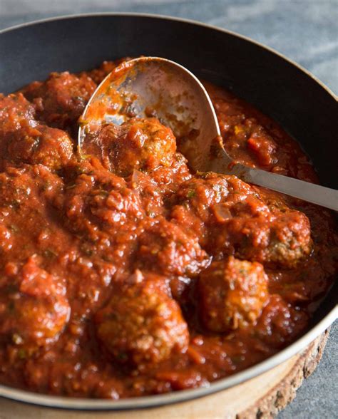 Spaghetti And Melt In Your Mouth Meatballs In The Skillet Homemade
