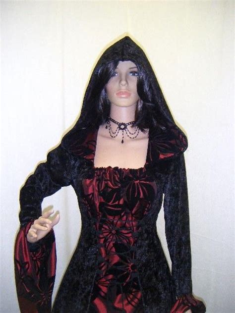 Gothic Vampire Medieval Renaissance Hooded Dress Gothic Vampire