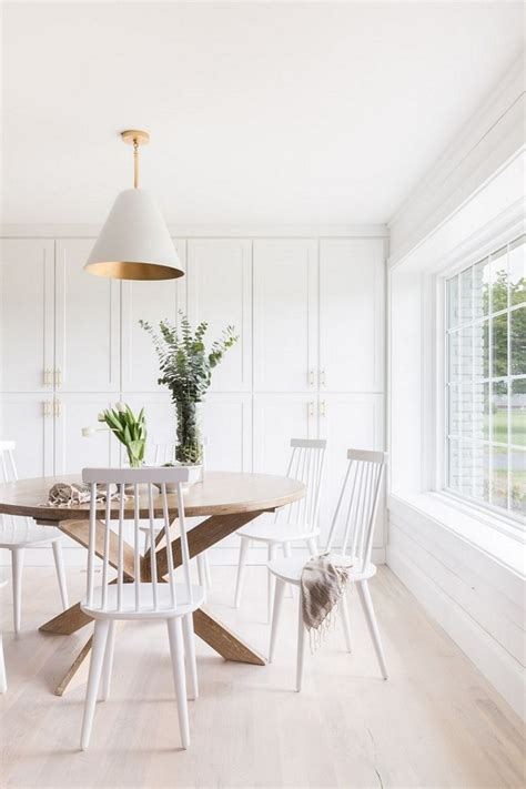 Simply white on trims, ceilings, and doors. Benjamin Moore OC-152 Super White Kitchen cabinet extends ...
