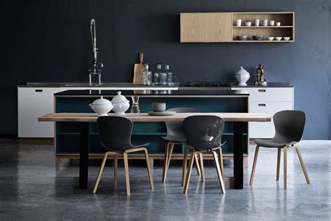 Buy skiing, sailing and outdoor clothing. Fritz Hansen - Stuhl NAP - Scandinavian Design House Wien