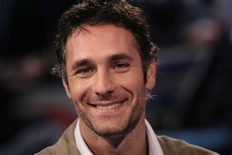 Fanpop community fan club for raoul bova fans to share, discover content and connect with other fans of raoul bova. Raoul Bova al Vittorio Emanuele: sabato 17 incontra i fans ...