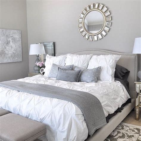 Use incense, candles, potpourri or another odor. 21 Stunning Grey and Silver Bedroom Ideas ...