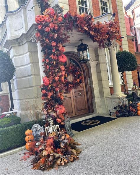 Take A Virtual Tour Of Tamara Ecclestone S M Mansion And See Inside