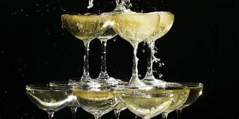 20 Champagne Cocktails to Serve at Your Next Party | Champagne cocktail, Champagne, Champagne ...