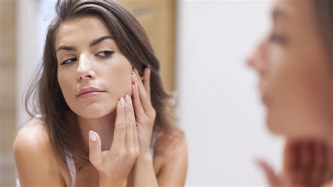 Ingrown hair or pilonidal (nest of hair) sinus (cavity or channel) is a narrow, infected channel that extends from the skin surface, through the subcutaneous tissue, muscles, sometimes to the tailbone (coccyx). How can you cope with ingrown hair cyst? - AskMeBlogger