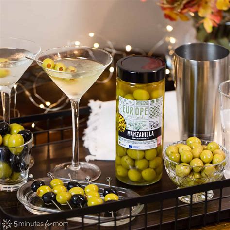 How To Make A Martini With Olives 5 Minutes For Mom
