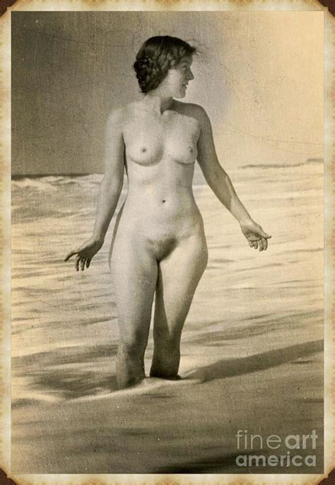 Digital Ode To Vintage Nude By Mb Digital Art By Esoterica Free Nude