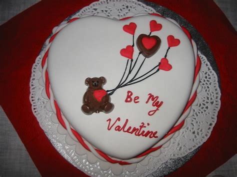 Any of these sweet treats would be the perfect finish to the special day, whether you're in the mood for chocolate, strawberries, or something else entirely. Valentines Day 2013 Gifts: Valentine Cake Decorating Ideas