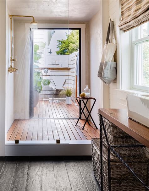 11 Beautiful Outdoor Bathrooms Indooroutdoor Bathrooms Ideas With