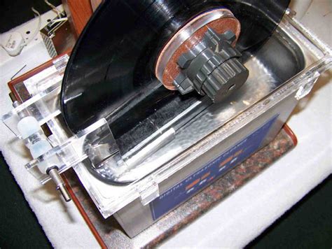 A rough, and maybe not entirely accurate guide to building your own ultrasonic vinyl record cleaner on a budget. Review - DIY Ultrasonic Record cleaning machine - English