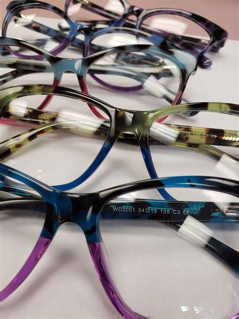 Interesting Colors For Eyeglass Frames Eyeglasses Frames Colors