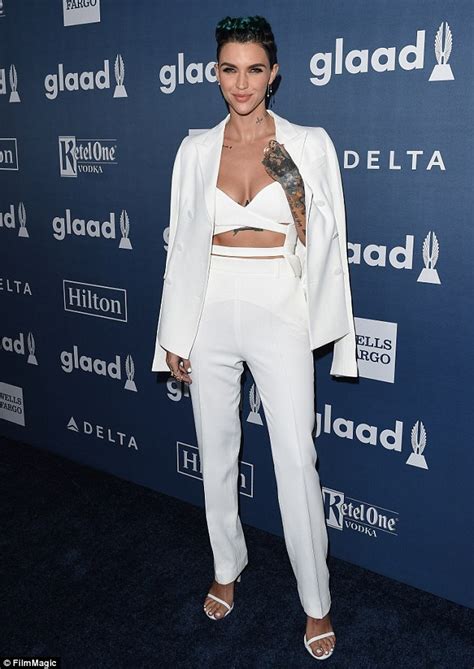 Elle Macpherson Poses For Instagram Photo With Girl Crush Ruby Rose