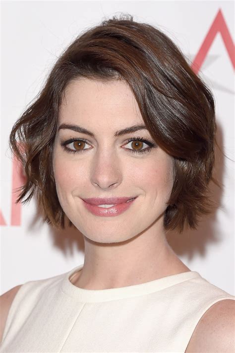 Anne Hathaway Look Book Short Hair Styles Bob Hairstyles Long To