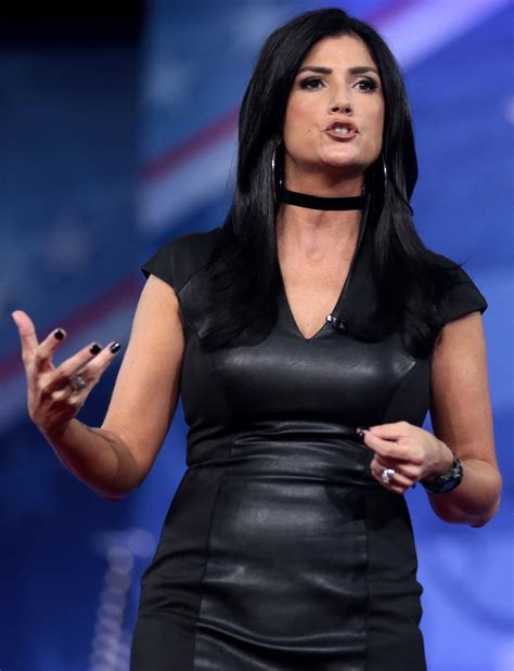 Dana Loesch Hot Bikini Pictures Expose Her Sexy Body In Bathing Suit