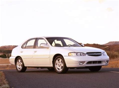 Used 2000 Nissan Altima Gle Sedan 4d Prices Kelley Blue Book