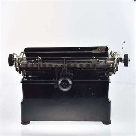 1918 Restored Royal 10 Typewriter Working Glossy Black Red Ribbon Vin