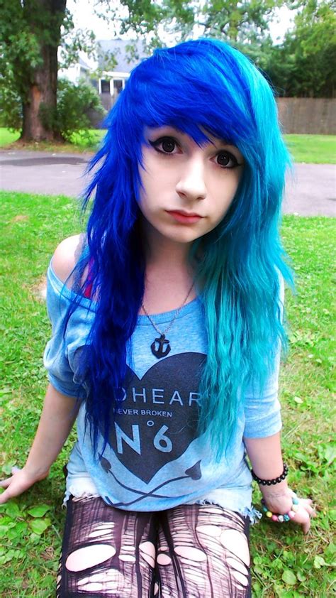 dark and light blue hair emo scene hair love hair scene girls