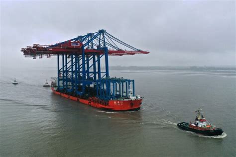 Port Of Hamburg Preps For 23000 Teu Boxships Offshore Energy