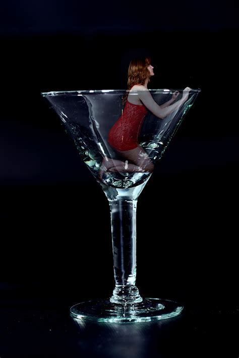 Gratis Afbeeldingen Vrouw Glas Portret Drinken Cocktail Martini